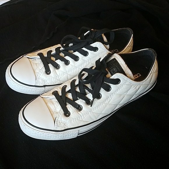 converse quilted low top